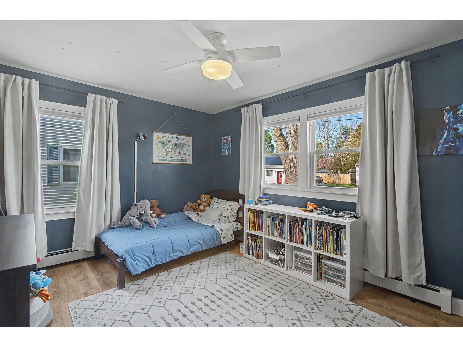 22 Davis Parkway