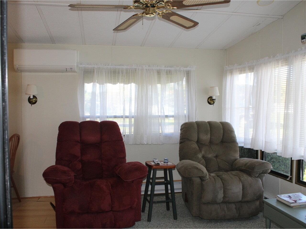 22 Empire Circle
