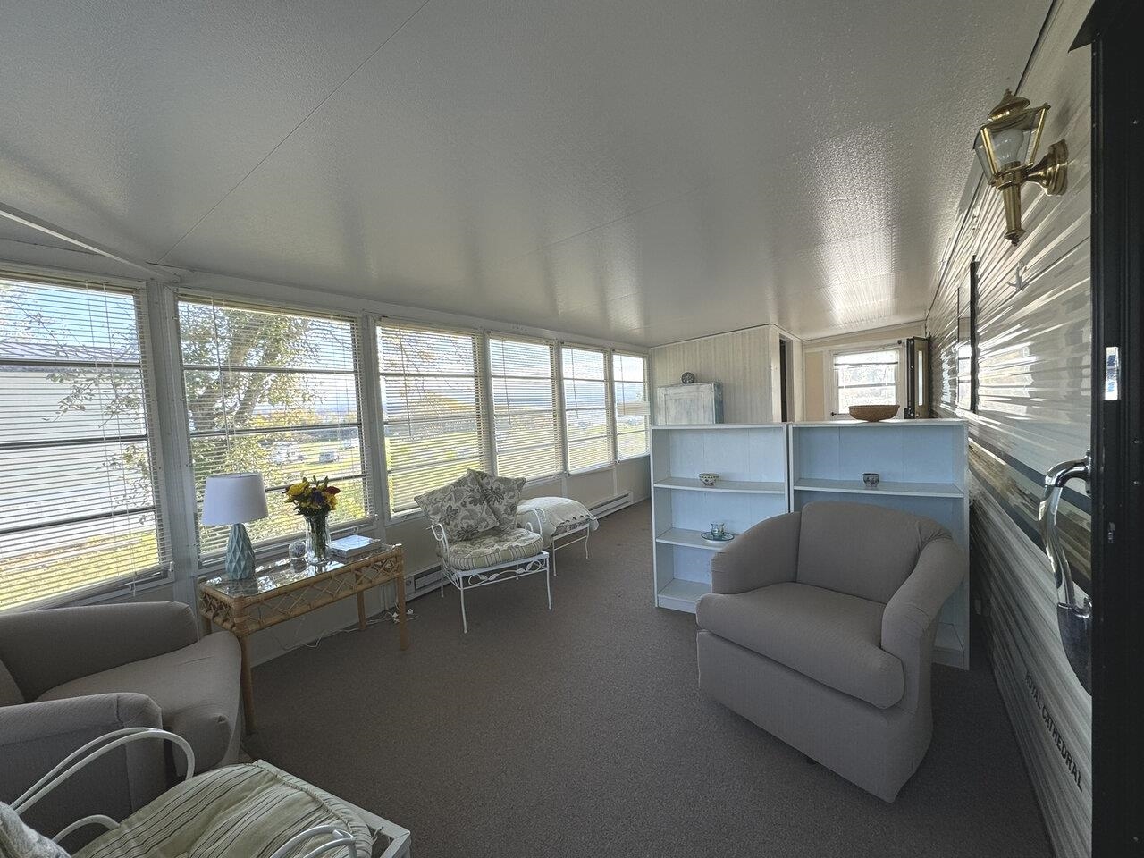 22 Empire Circle