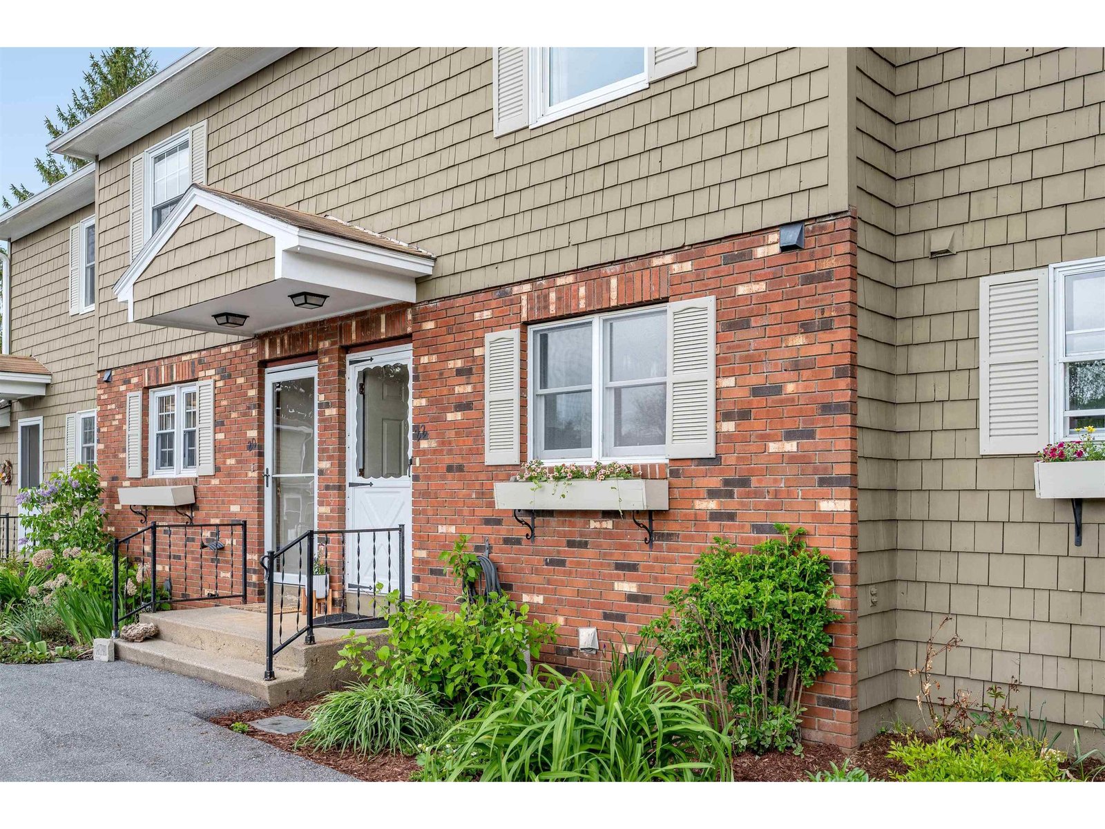 22 Independence Green, Unit 22