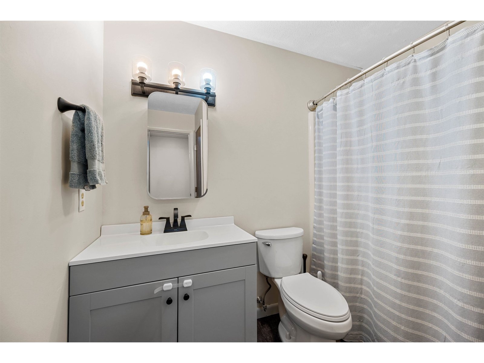 22 Independence Green, Unit 22