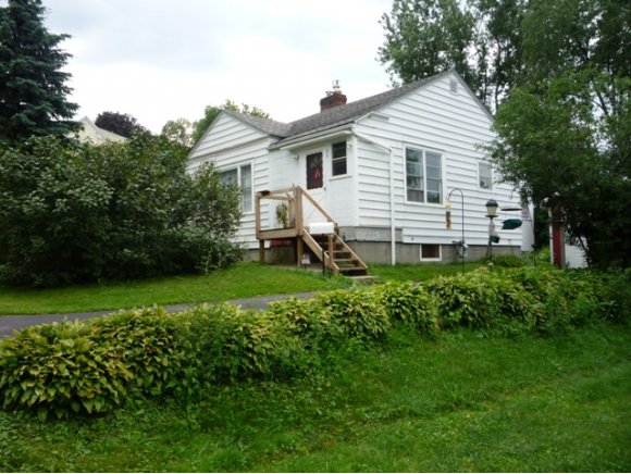 22 Lakeview TERR