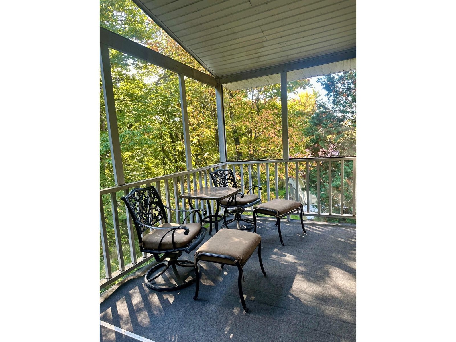 22 Lawrence Heights