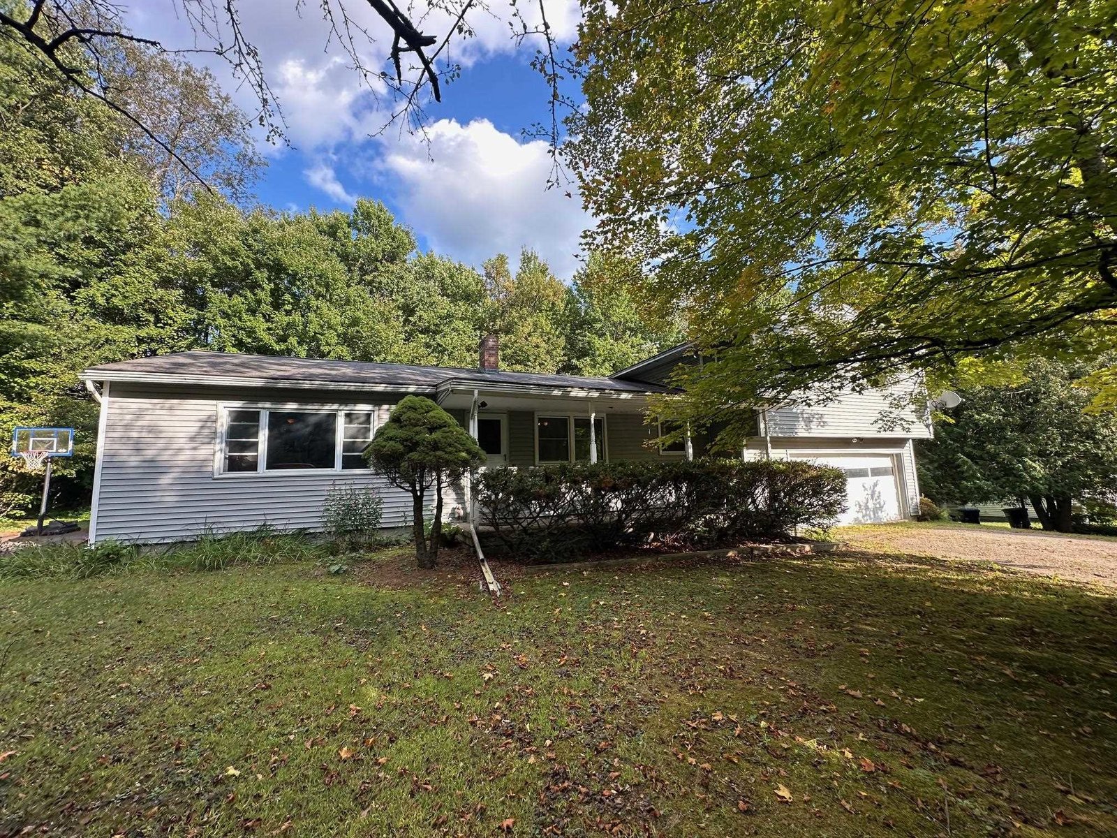 22 Lawrence Heights