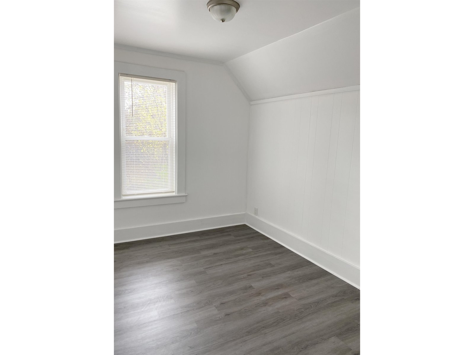 22 Lower Welden Street, Unit A