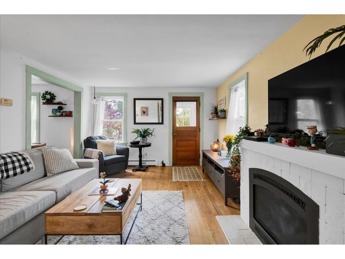 22 Proctor Avenue