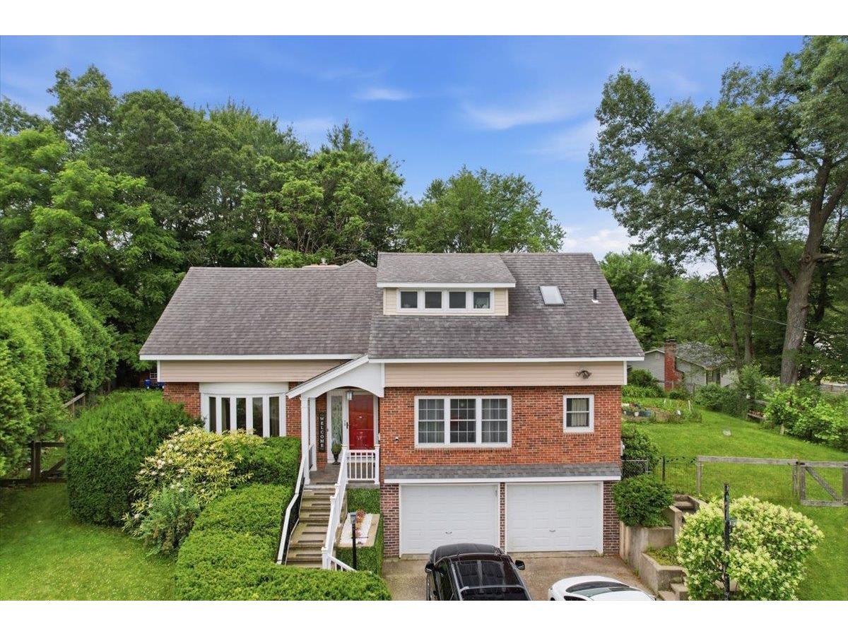 22 Redwood Terrace