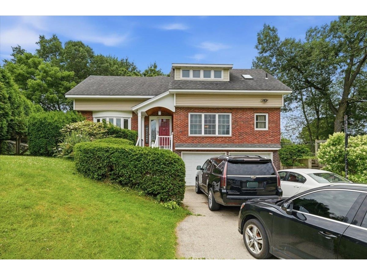 22 Redwood Terrace