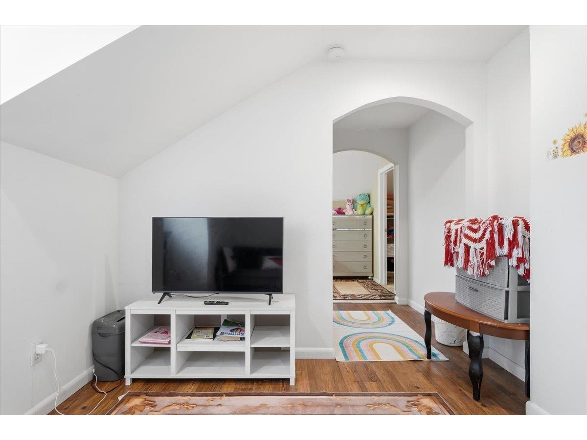 22 Redwood Terrace