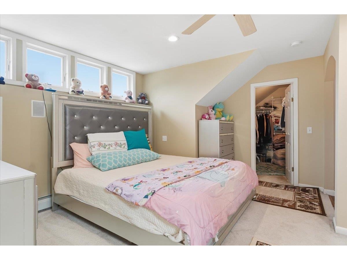 22 Redwood Terrace