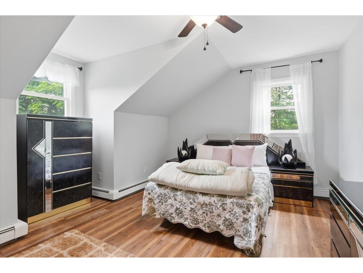 22 Redwood Terrace