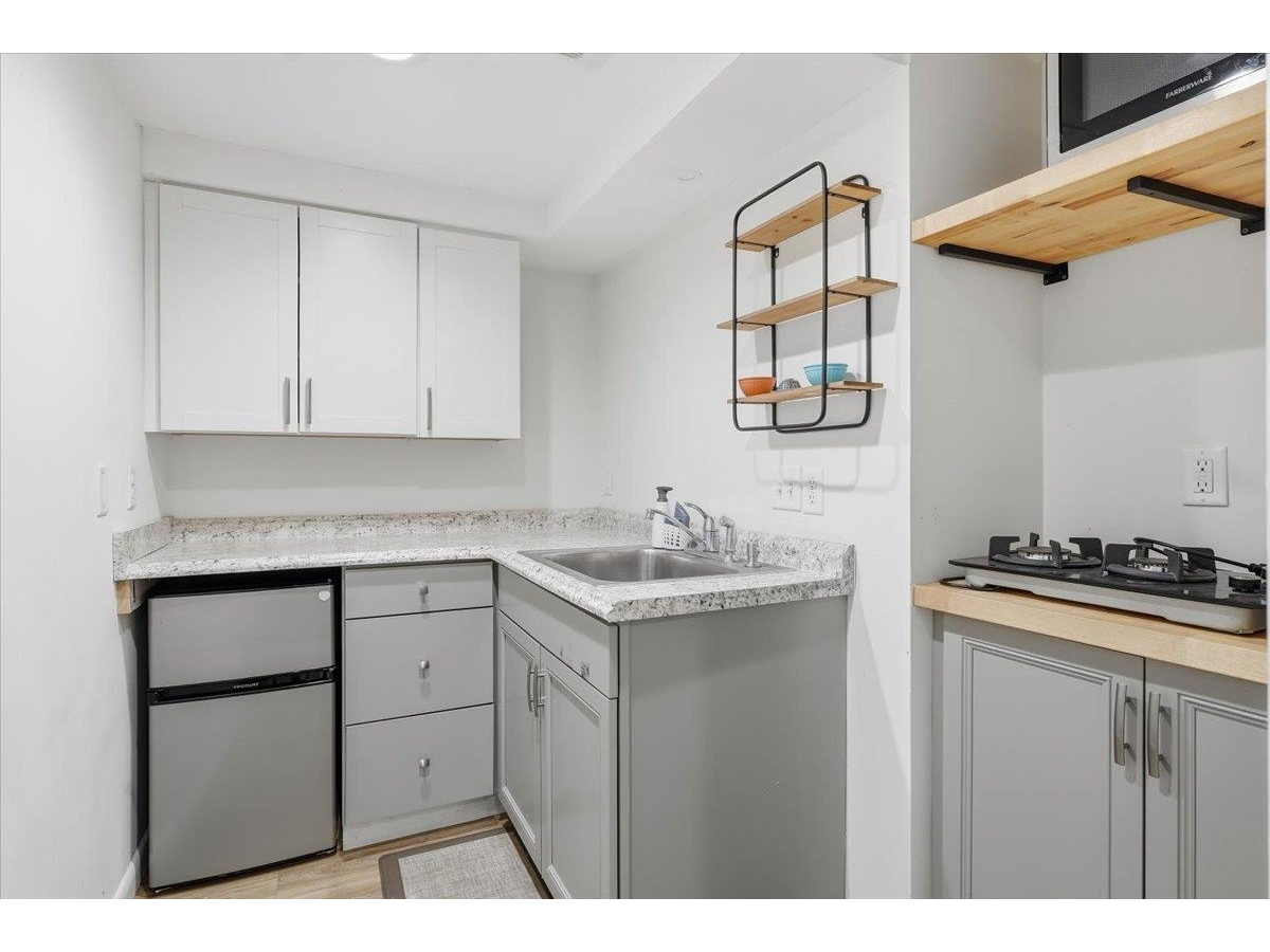 22 Redwood Terrace