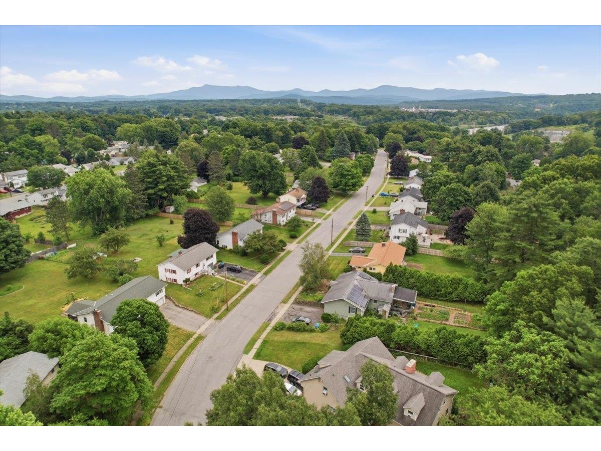 22 Redwood Terrace