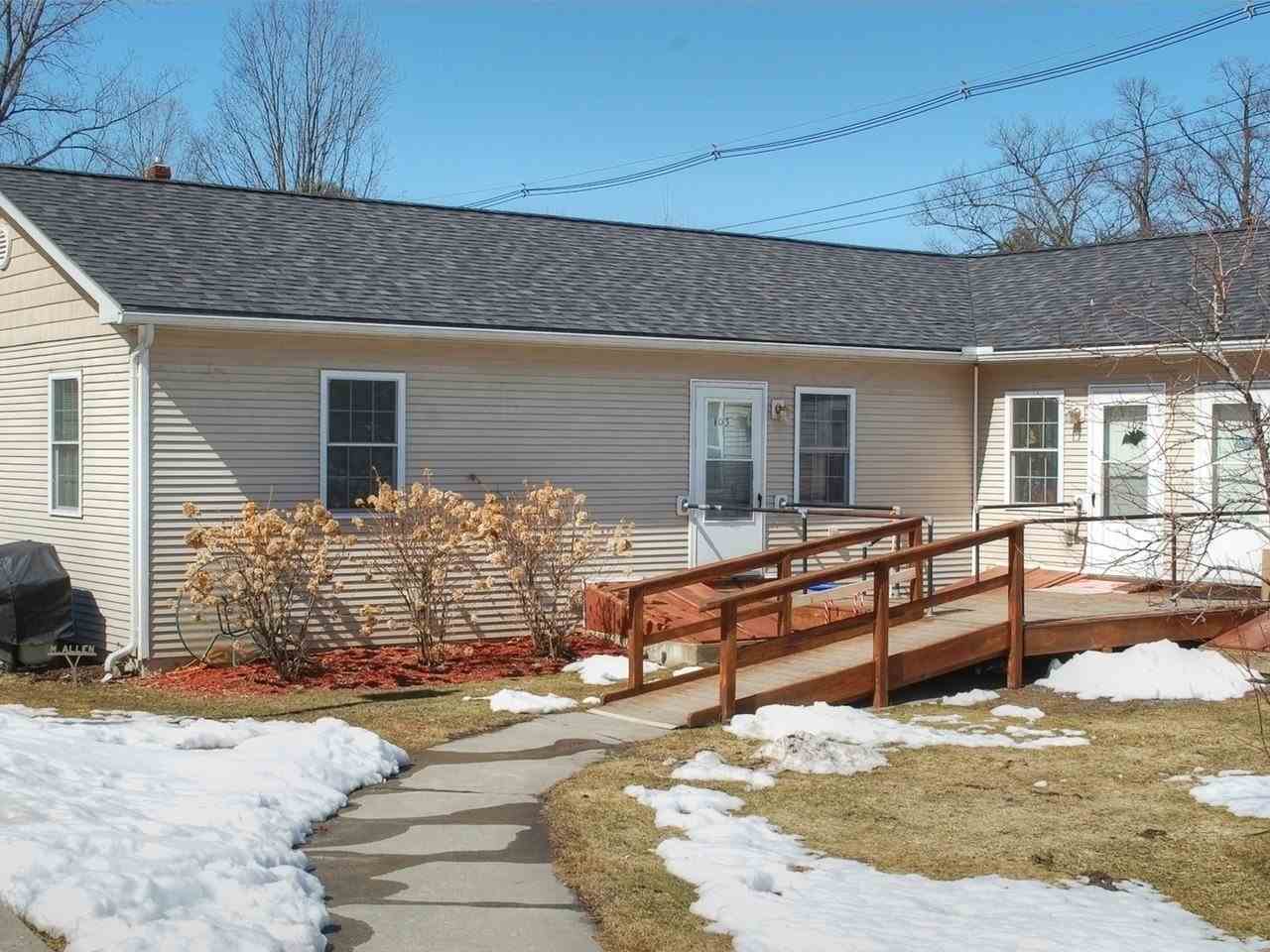22 Ritchie Avenue, Unit 103
