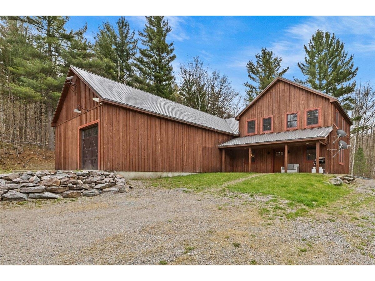 22 Rubaud Road, Westford