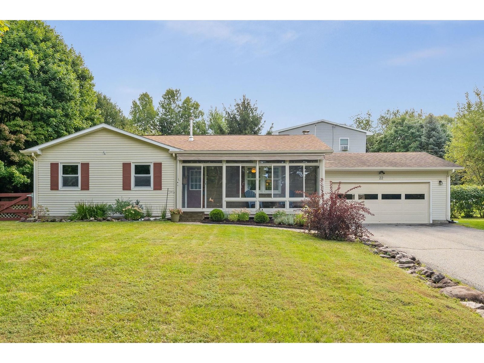 22 Shirley Circle