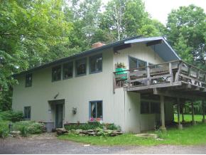 220 Dewey Hill Rd