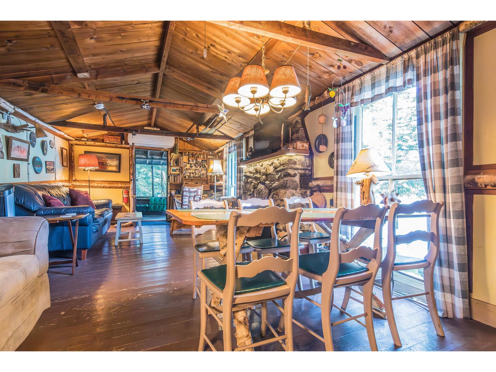 220 Hyatt Camp Road