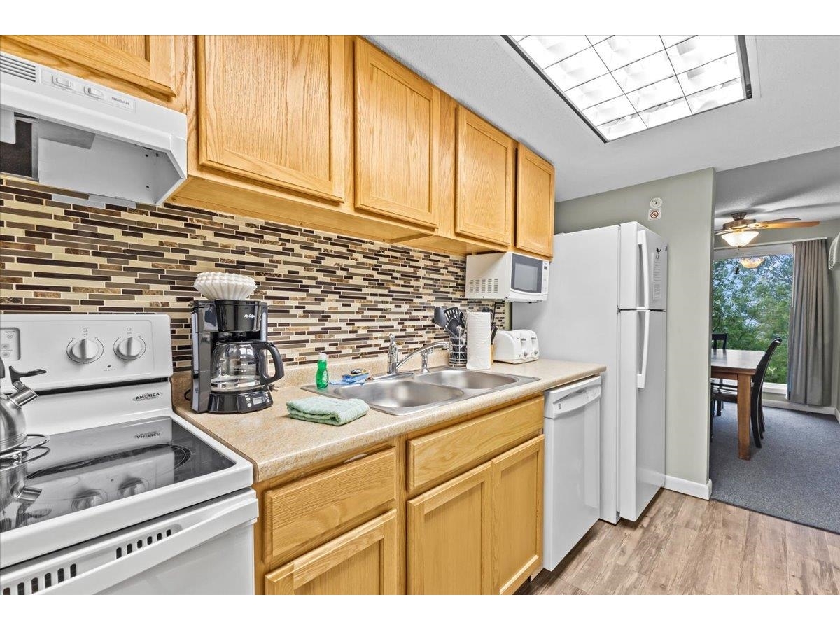 220 Mountainside Drive, Unit E301