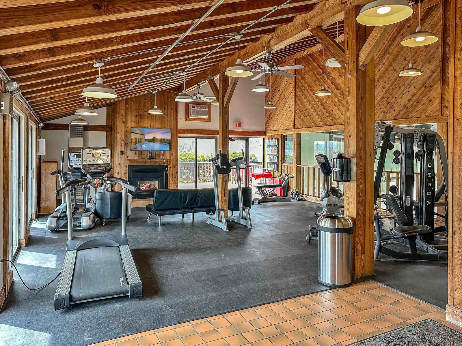 220 Mountainside Drive, Unit E301
