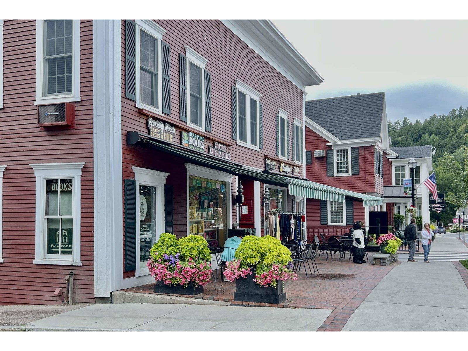 Village of Stowe - 8 mi away