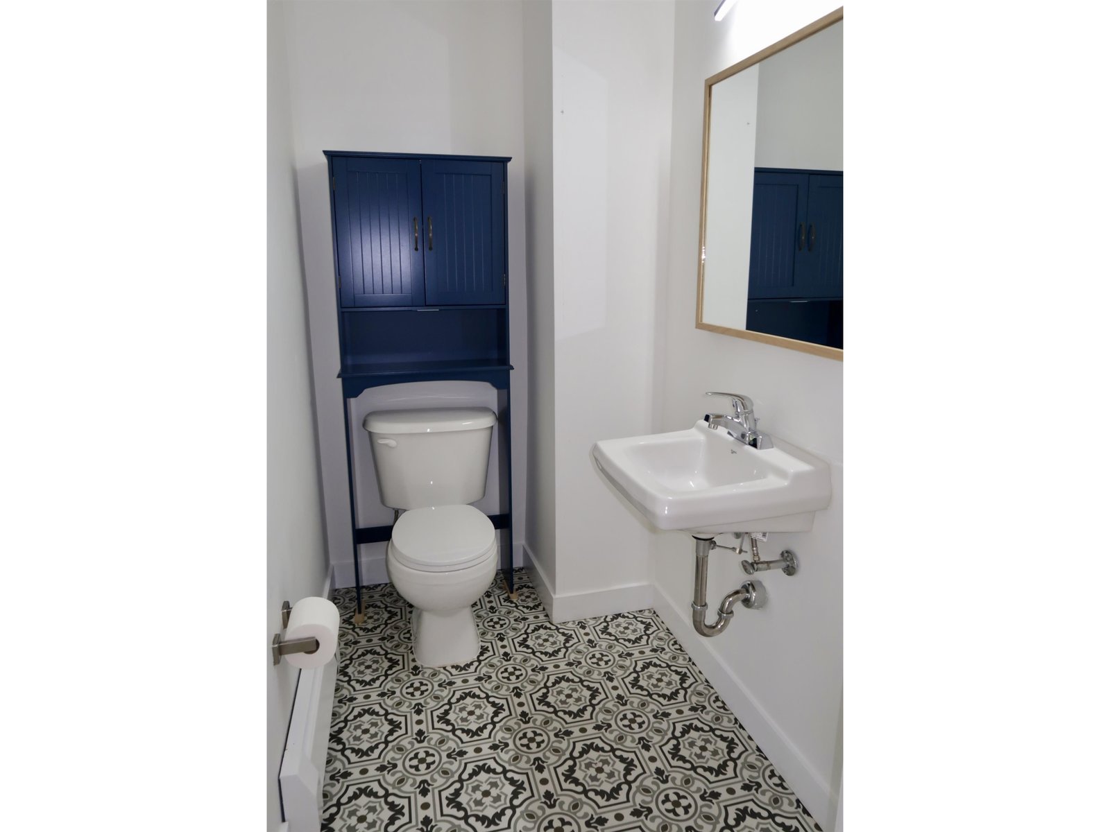 221 Barre Street, Unit B 203