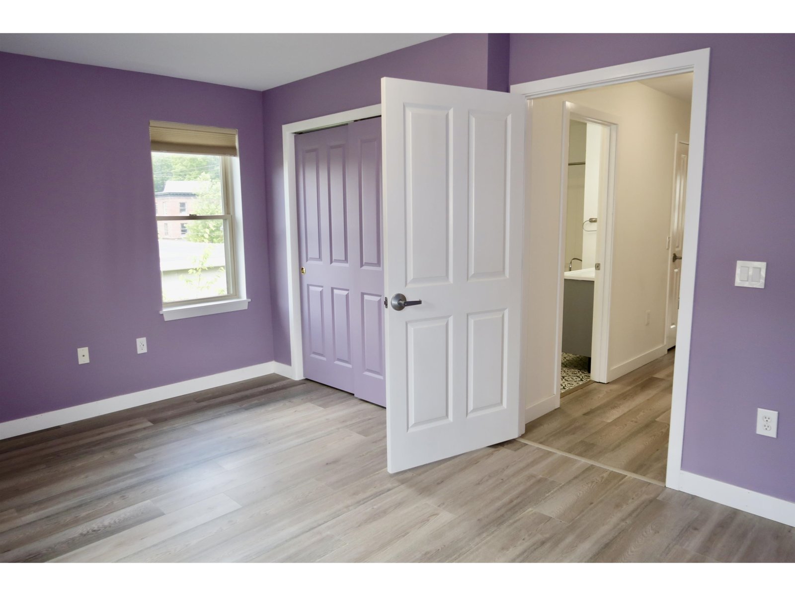 221 Barre Street, Unit B 203