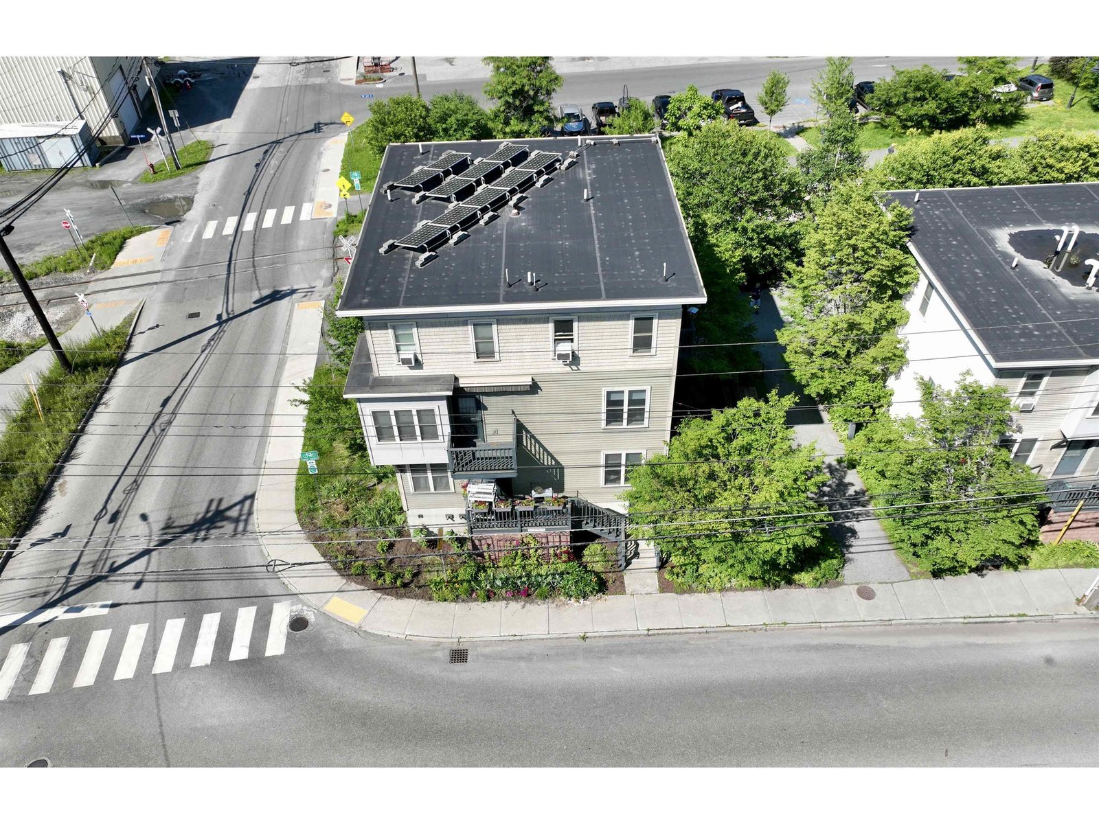 221 Barre Street, Unit B 203