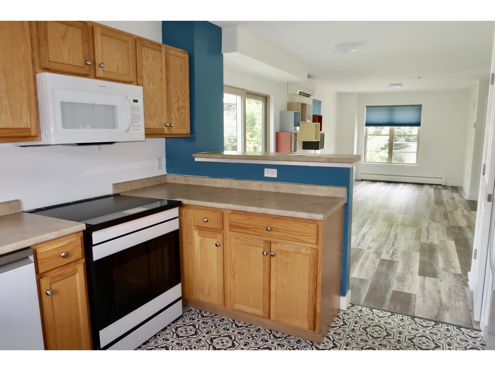 221 Barre Street, Unit B 203