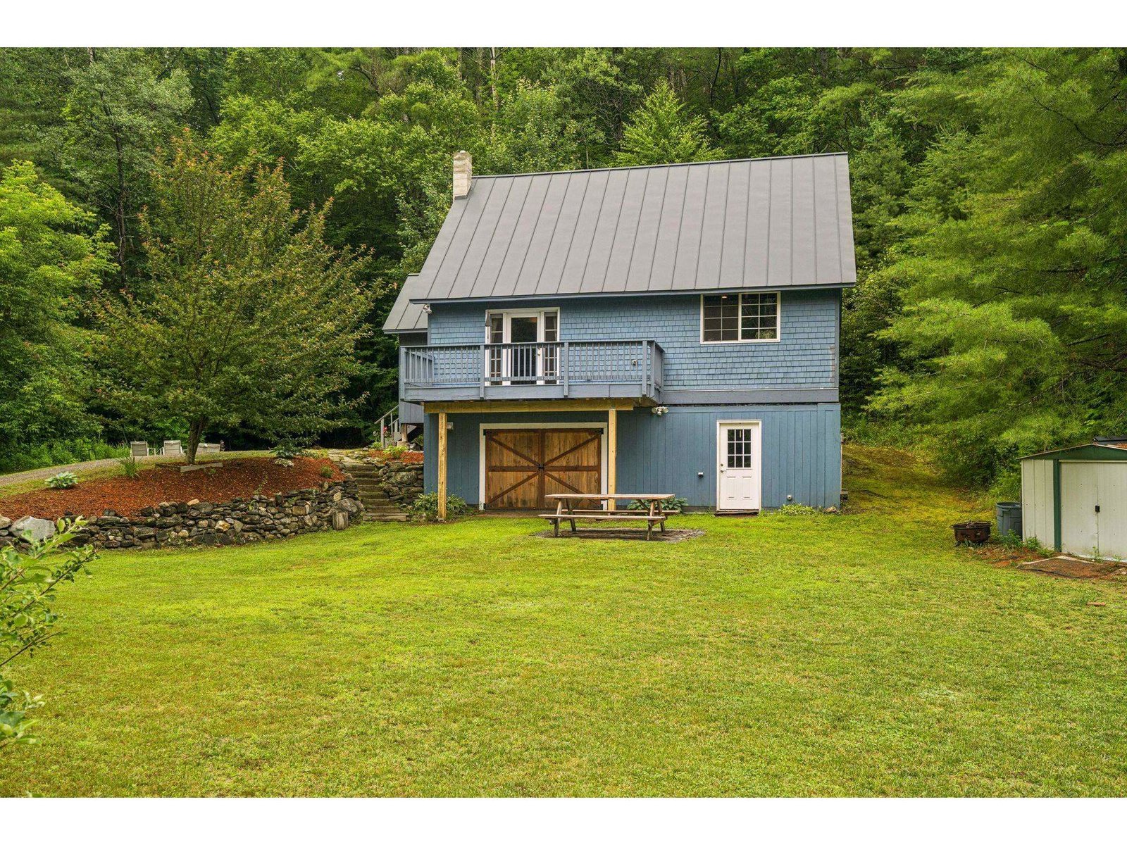221 Dunkel Road, West Windsor