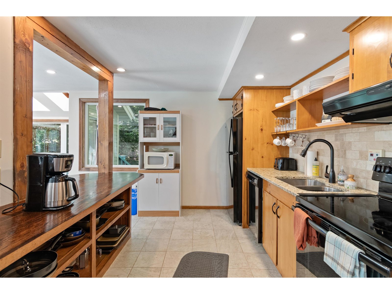 221 Highland Drive, Unit 27