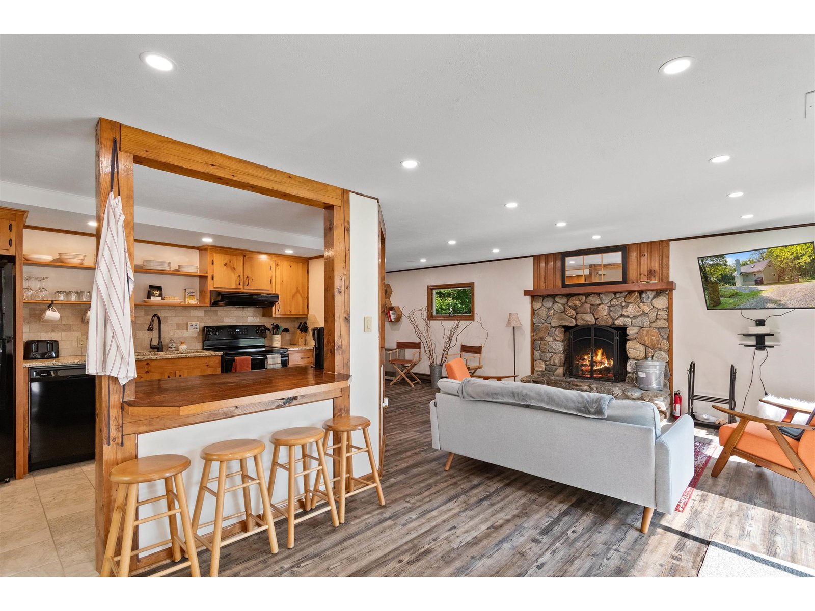 221 Highland Drive, Unit 27