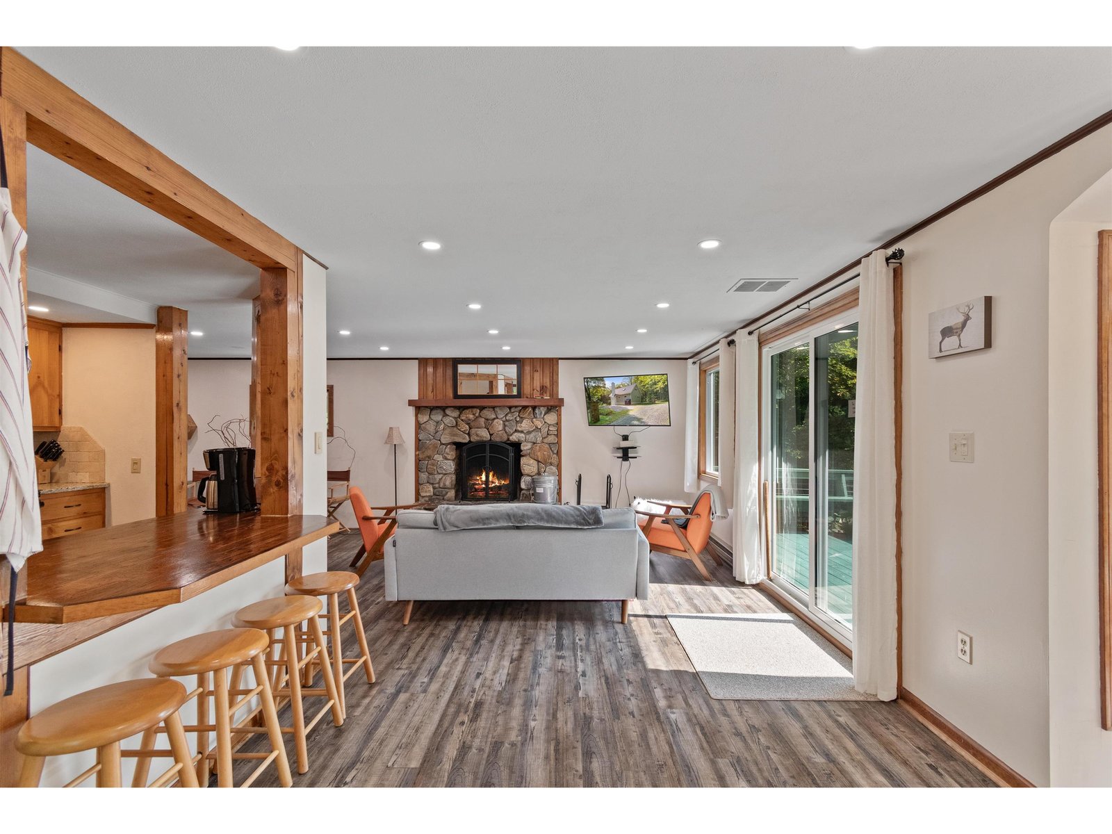 221 Highland Drive, Unit 27