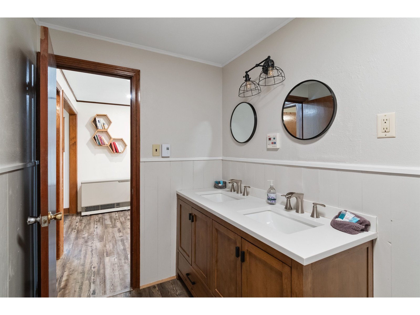 221 Highland Drive, Unit 27