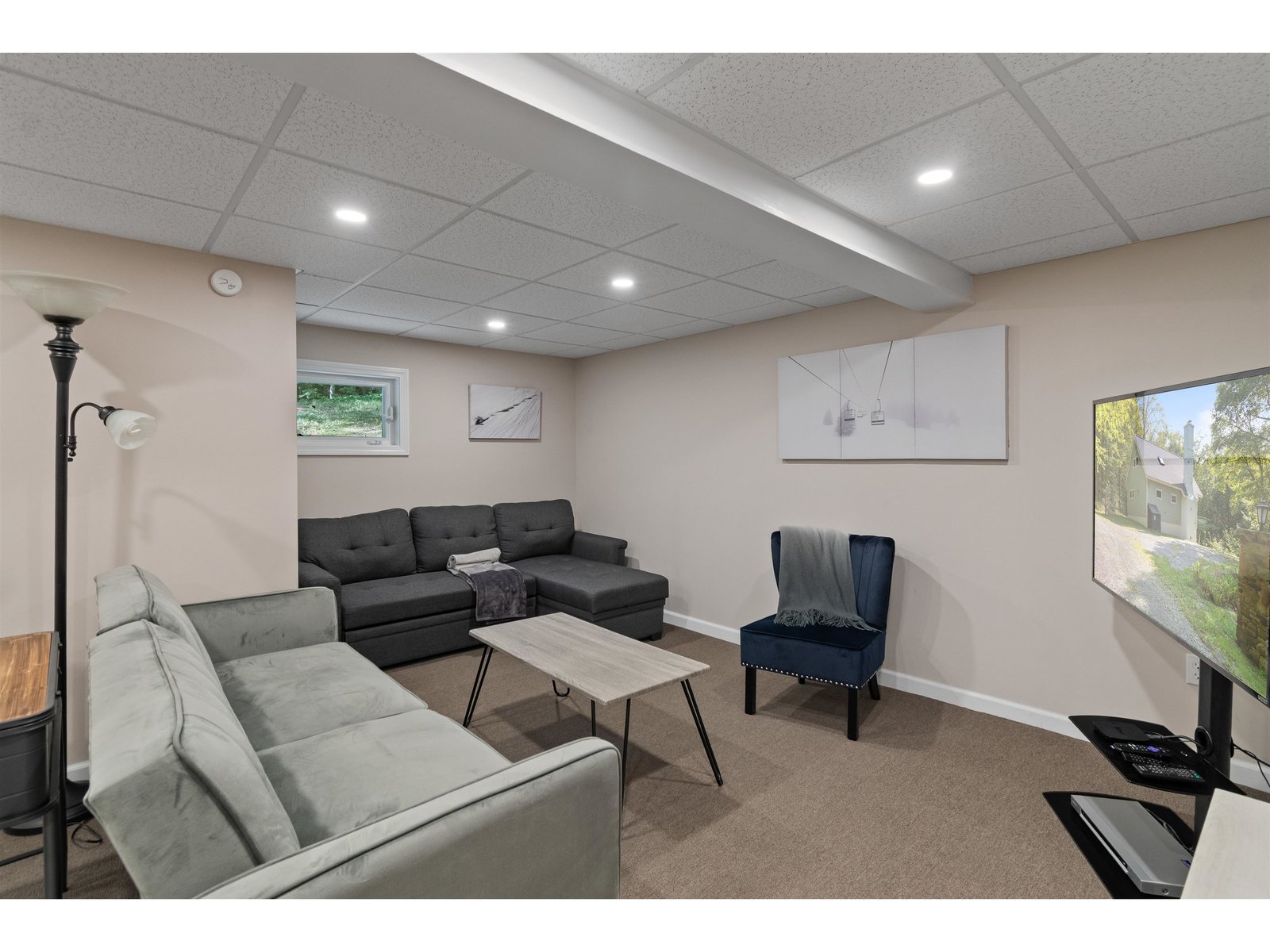 221 Highland Drive, Unit 27
