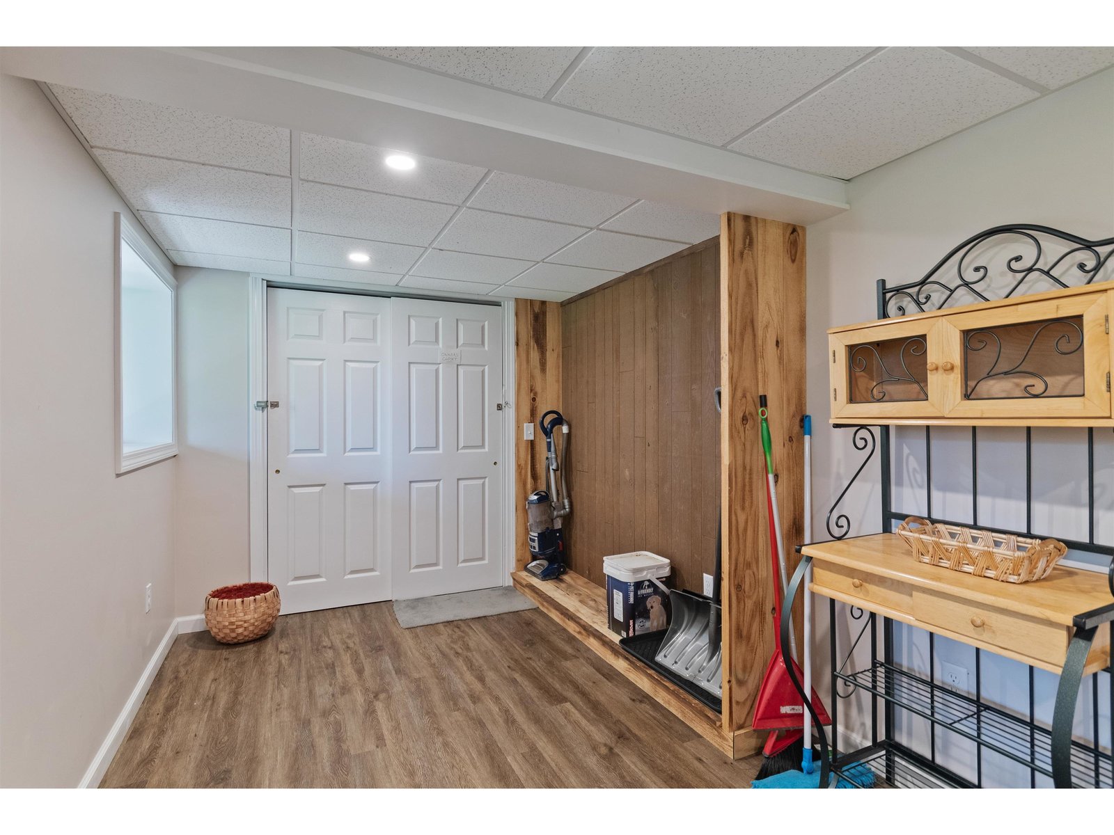 221 Highland Drive, Unit 27