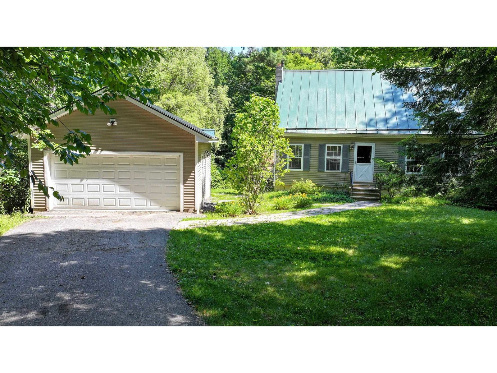 221 Steeplewood Lane
