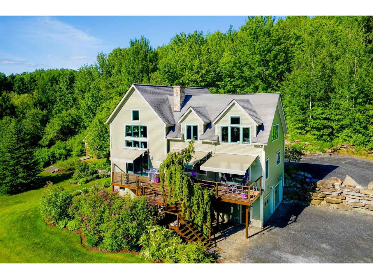 221 Valley View Road