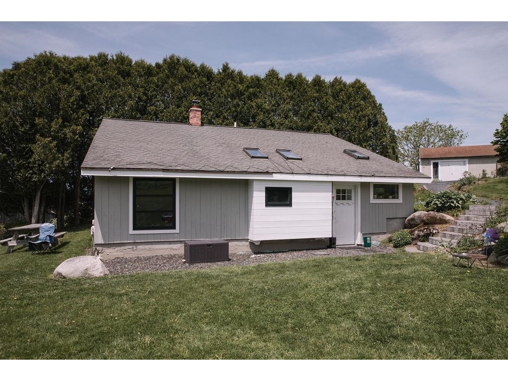 2213 Max Gray Road