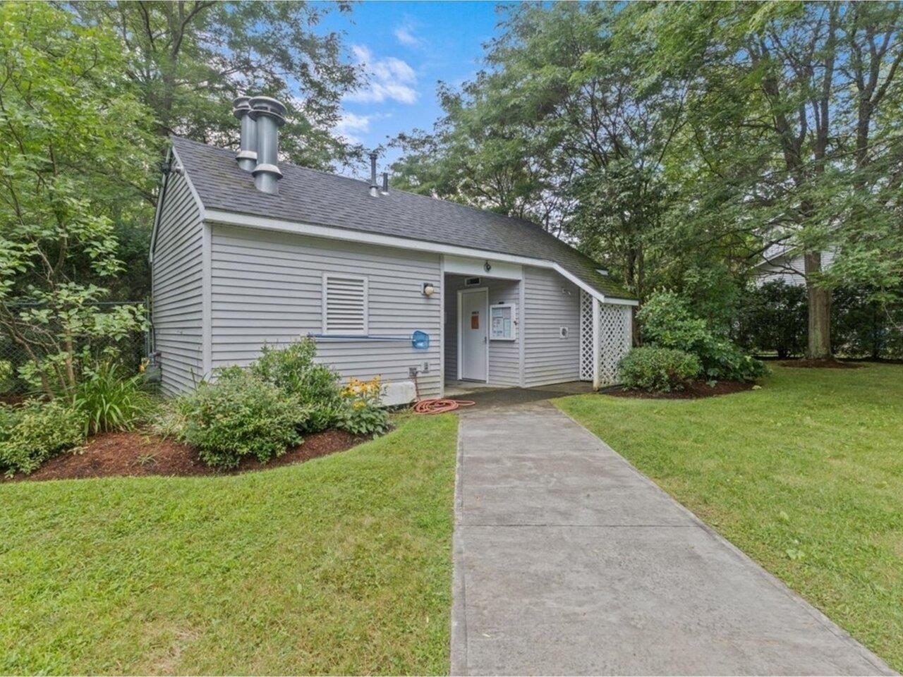 222 Appletree Point Road