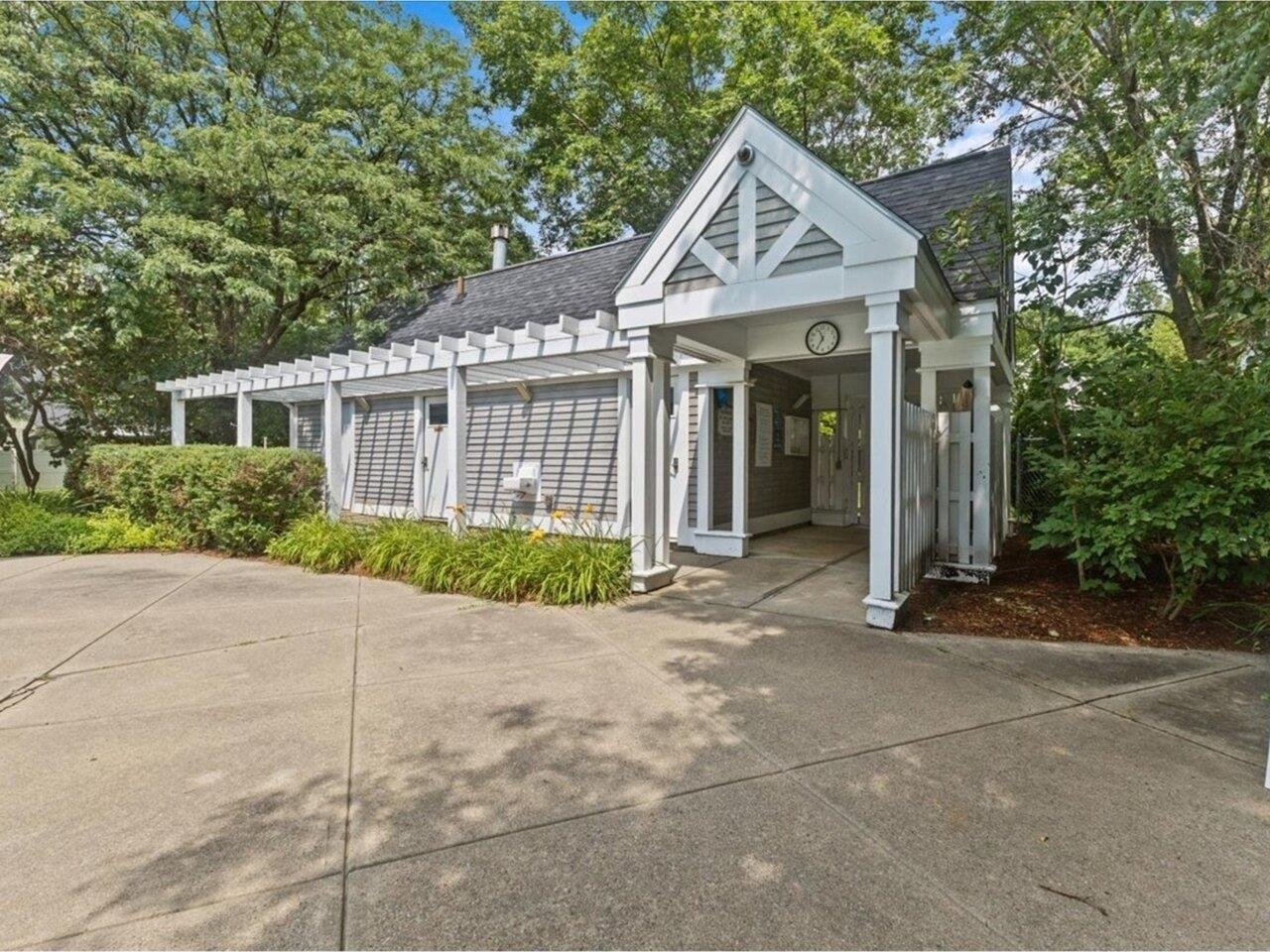 222 Appletree Point Road