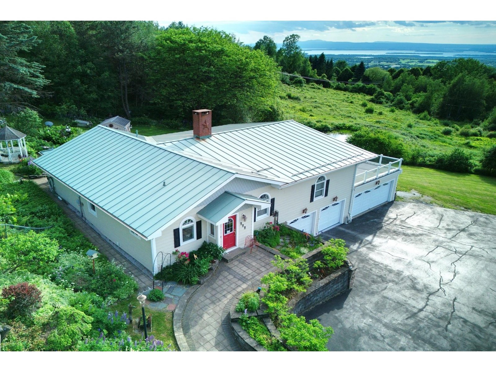 222 Fairfield Hill Road
