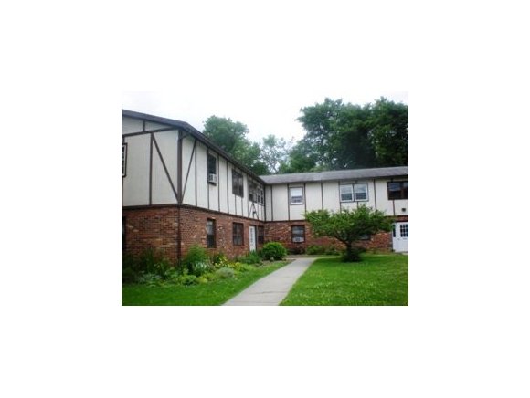 222 Sherwood Square, Unit 222