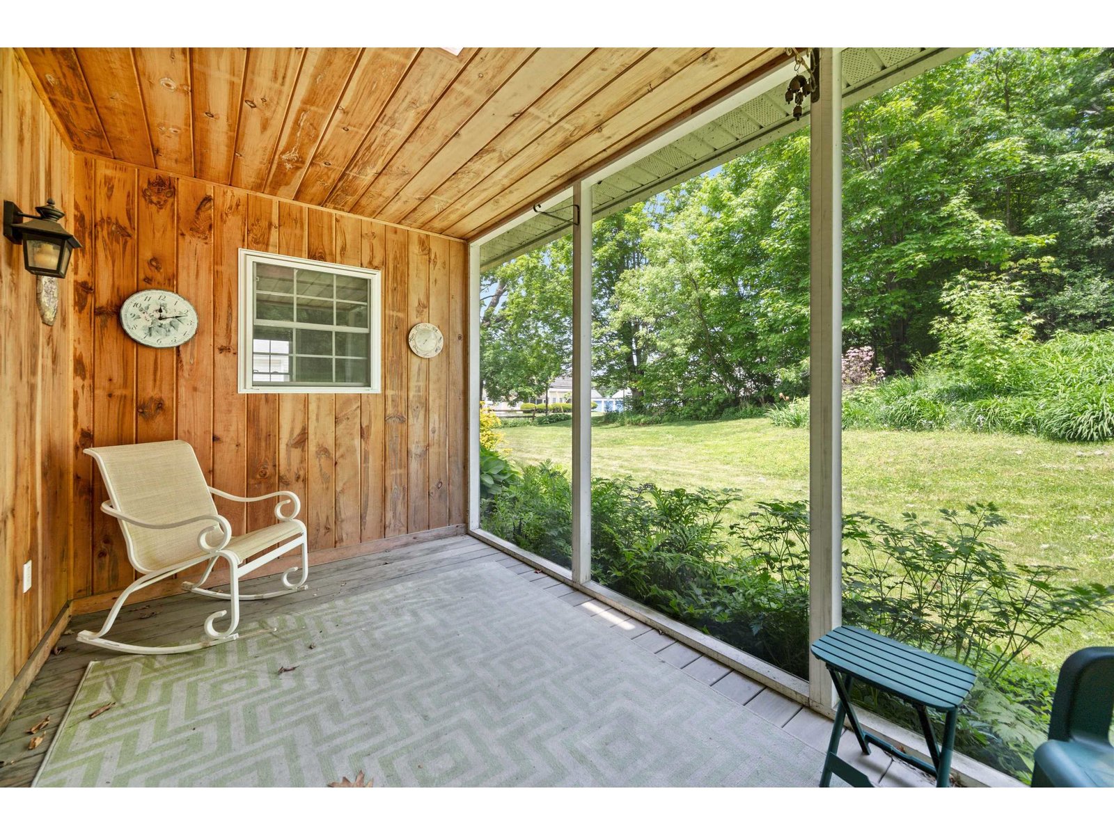 Apartment screened in porch