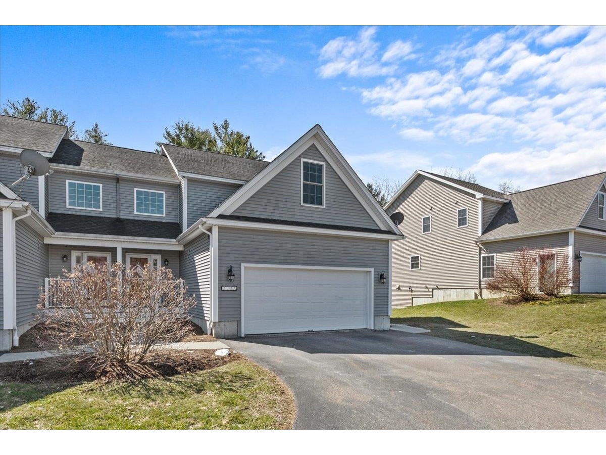 222A Ledgewood Lane, Unit A