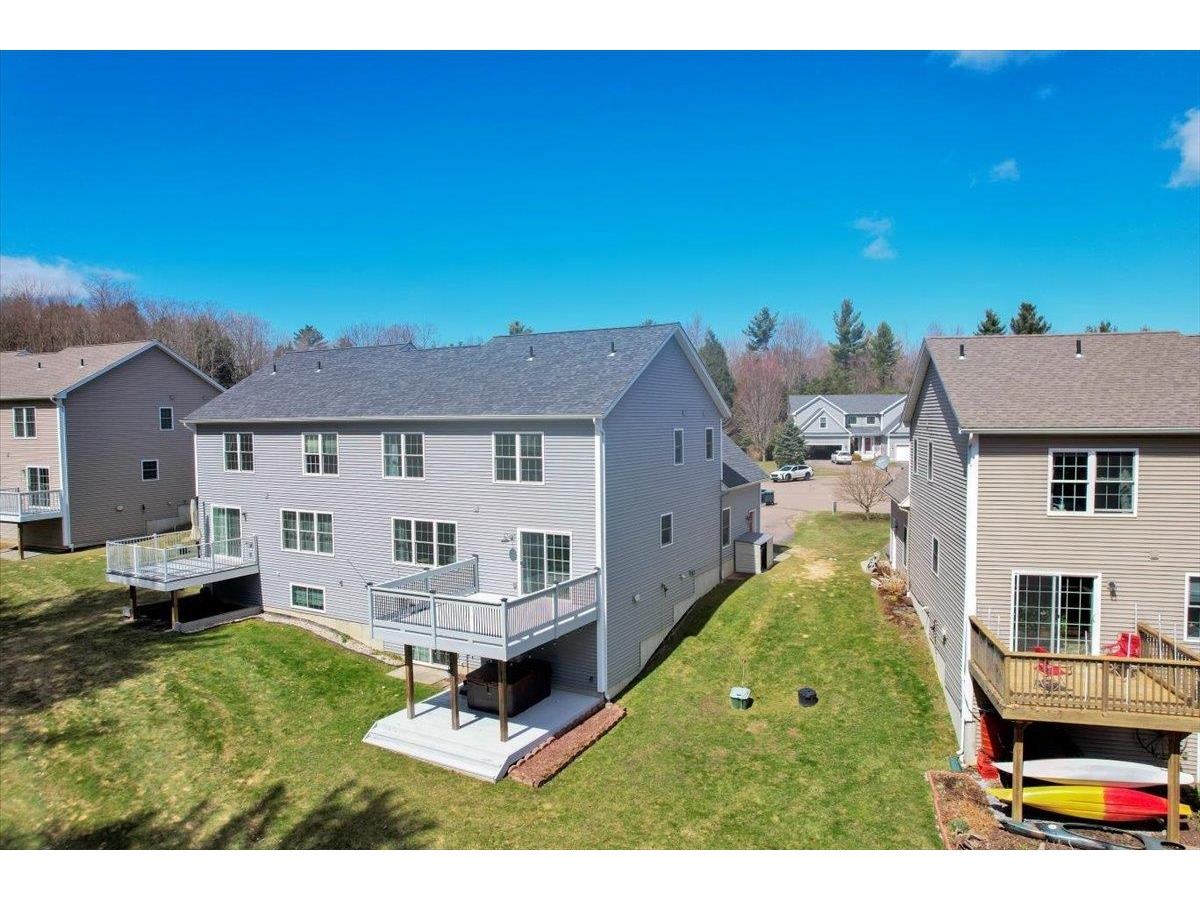 222B Ledgewood Lane