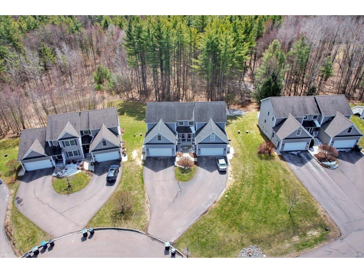 222B Ledgewood Lane