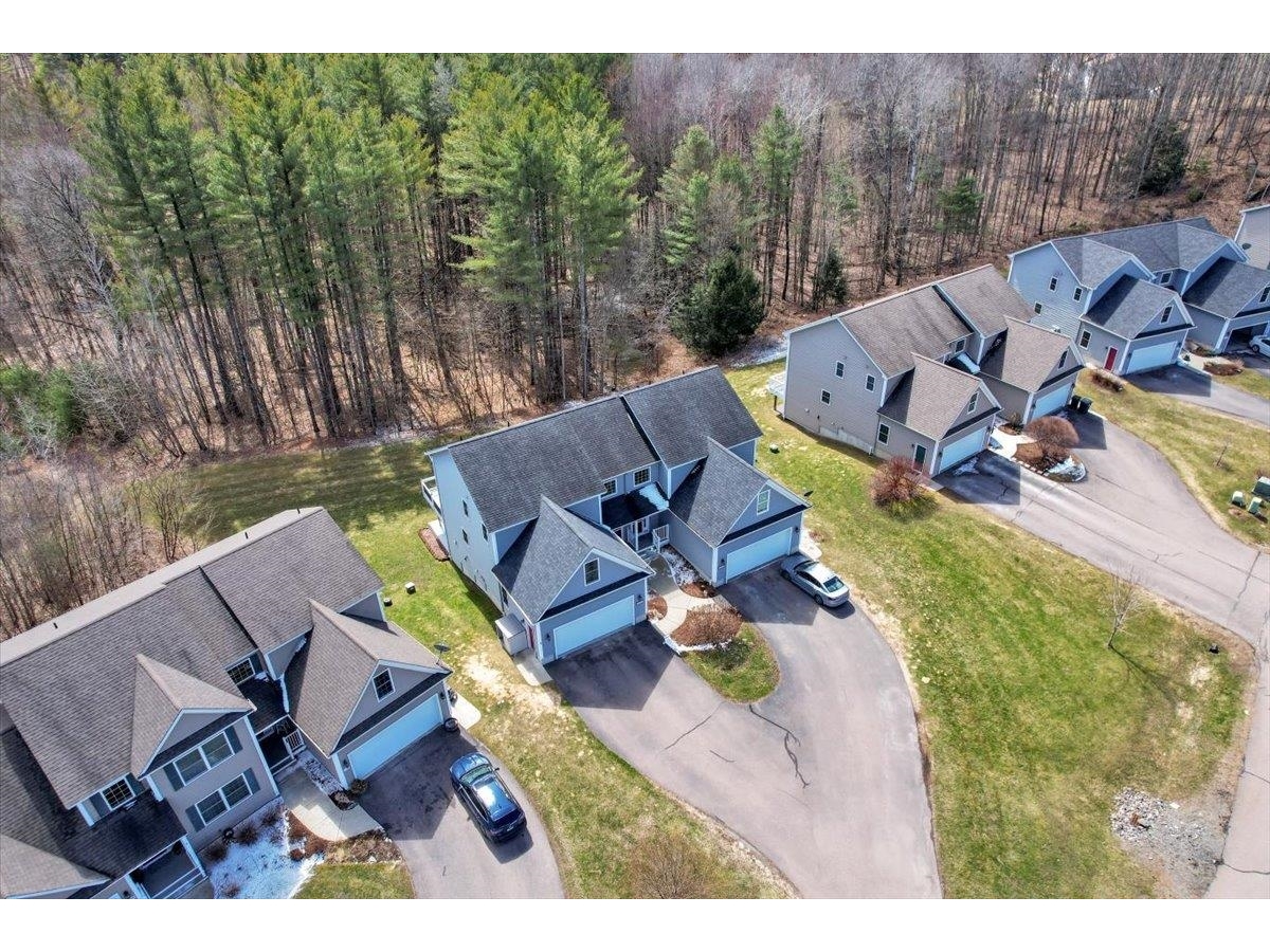 222B Ledgewood Lane