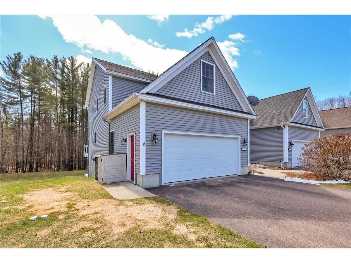222B Ledgewood Lane