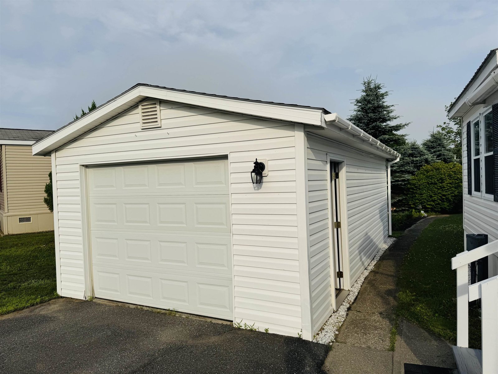 One Car Garage